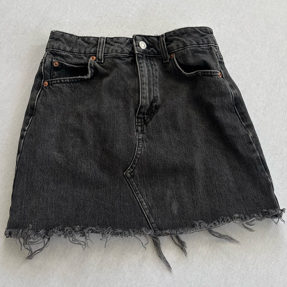 Topshop Black Denim Cutoff Mini Skirt Size 4